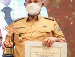 Pemkab Lampung Selatan Raih Terbaik Ke-III Penghargaan Pembangunan Daerah SABURAI 2022