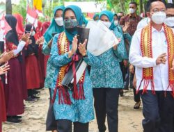 Nanda Indira Dendi Beri Penilaian Lomba Desa Tingkat Kabupaten Pesawaran