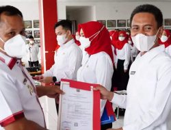Serahkan SK CPNS Dan PPPK Formasi 2021, Bupati Nanang Ermanto Ingatkan Soal Kinerja Proaktif