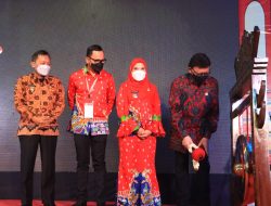 MenPANRB Buka Anniversary Sekaligus Pameran UMKM APEKSI Expo-22 di Bandar Lampung