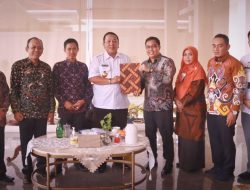 Audiensi Bersama Gubernur Lampung, Anggota KPU Provinsi Lampung Sampaikan Tahapan Pemilu Serentak 2024