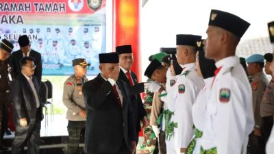 Bupati Lamsel Kukuhkan 30 Anggota Paskibraka Tingkat Kabupaten Lampung Selatan