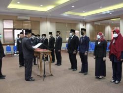 Lantik 3 Pejabat Administrator dan 11 Pejabat Pengawas, Sekda Thamrin: Bekerja Penuh Tanggungjawab dan Pahami Tupoksi