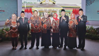Gubernur Arinal dan Ibu Riana Hadiri Acara Puncak Hari Keluarga Nasional Ke-29 Tahun 2022