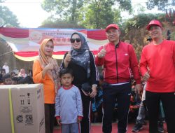 Ribuan Warga Lampung Barat Ikuti Senam Bersama dengan Bupati Lampung Barat