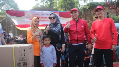 Ribuan Warga Lampung Barat Ikuti Senam Bersama dengan Bupati Lampung Barat