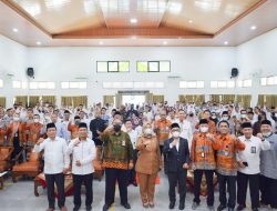 Wakil Gubernur Lampung Bersama 1.000 Pelajar/Santri di Provinsi Lampung wujudkan Gerakan Menabung Simpel IB