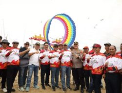 Festival Layang-Layang Kalianda 2022 Resmi Digelar Di Objek Wisata Pantai Kedu Warna  10/09/2022 KALIANDA, Diskominfo