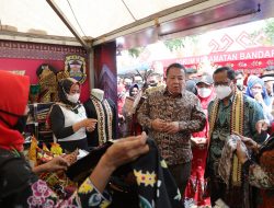 Gubernur Arinal Bersama Deputi Pendidikan dan Peran Serta Masyarakat KPK serta Walikota Bandarlampung Buka Roadshow Bus KPK Jelajah Negeri