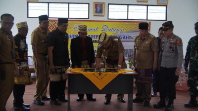 Sinergi Bansos BLT dan Bangunan Adat Untuk Masyarakat