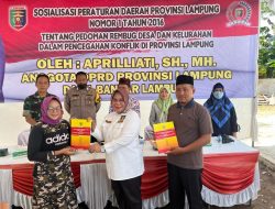 Aprilliati Gelar Sosialisasi Perda Rembug Desa, Sampai Berikan Bantuan untuk Rumah Ibadah