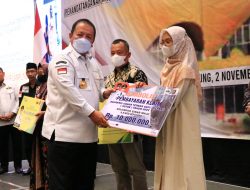 Gubernur Arinal Djunaidi Melakukan Peluncuran Kredit Usaha Rakyat (KUR) dan Asuransi Terintegrasi Melalui Aplikasi e-KPB