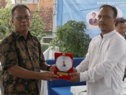 Mingrum Gumay Mendapat Anugerah Tokoh Publik dari SMSI