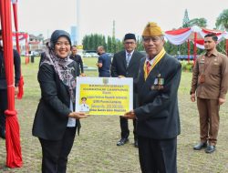 Pemprov Lampung Serahkan Bantuan Hibah Untuk LVRI Pada Moment Peringatan Hari Pahlawan Tahun 2022