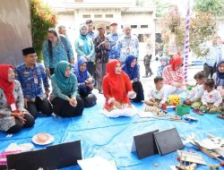 Ketua Tim Penggerak PKK Kabupaten Lampung Selatan Hj. Winarni Nanang Ermanto menghadiri kegiatan Penilaian Lomba Desa