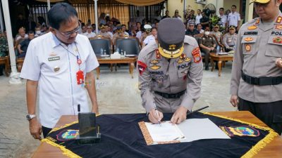 Kapolda Lampung Irjen Pol Dr.Akhmad Wiyagus.S.IK.M.SI.MM Resmikan Mapolres Sementara Pesisir Barat