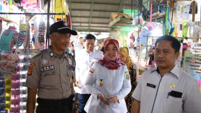 Pemerintah Provinsi Lampung Gelar Operasi Pasar Minyak Goreng Kemasan di Pasar Kangkung