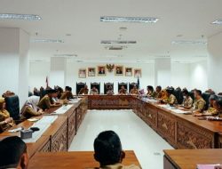 Bupati Pesibar Ikuti Rakor Pimpinan Kementerian/Lembaga Program Pemberantasan Korupsi Pemerintah Daerah Serta Peluncuran Indikator MCP Tahun 2023