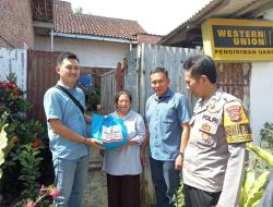 Ringankan Beban Sesama, Sat Narkoba Polresta Bandar Lampung Bagikan Paket Sembako