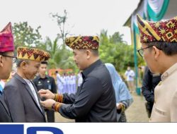 Bupati Pesawaran H. Dendi Ramadhona Menjadi Pembina Upacara sekaligus Memberikan Sambutan serta Penyematan Satya Lencana Karya Satya