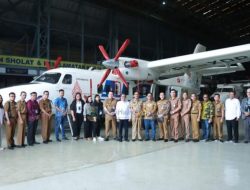 Pemkab Dan DPRD Pesisir Barat Kunker Dengan Beberapa Perusahaan BUMN Terkait Kerjasama Pesawat