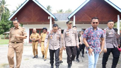 Kapolda Lampung didampingi PJU Polda Lampung Cek Persiapan Pengamanan Kejuaran Surfing Internasional Tahun 2023 di Tanjung Setia Pesisir Barat