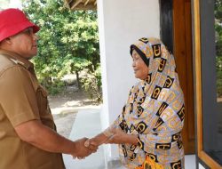 Nanang Ermanto Serahkan Bantuan Bedah Rumah, Misiem: Terima Kasih Pak