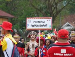 Ribuan Masyarakat Antusias Saksikan Parade Budaya Jumbara PMR Ke-IX di Kalianda