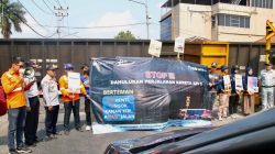 Tingkatkan Keselamatan Perjalanan Kereta Api, PT KAI Divre IV Tanjungkarang Berkolaborasi dengan Stakeholder Gelar Kampanye Keselamatan di Perlintasan Sebidang