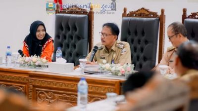 Kirab Pemilu 2024, Bupati Pesibar Agus Istiqlal Menerima Kunjungan Ketua KPU Pesisir Barat