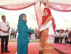 Ketua TP PKK Desa Sinar Rejeki dan Purwotani Dilantik, Ini Harapan Bunda Winarni