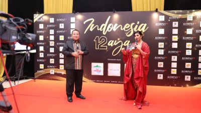 Gubernur Arinal Raih Penghargaan Daerah Peduli Pengembangan UMKM dan Potensi Sumber Daya Lokal pada Acara HUT KompasTV ke-12