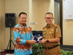 Jadi Narasumber Workshop dan Pembelajaran Stunting, Sekdaprov Fahrizal Dorong Pemanfaatan Pekarangan Rumah untuk Beternak Ayam atau Ikan