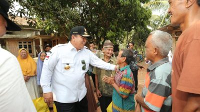 Gubernur Arinal Djunaidi Berikan Bantuan Sosial Di Desa Rejo Katon Kabupaten Lampung Timur