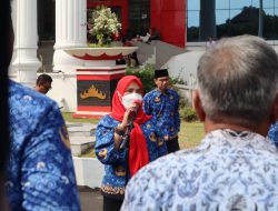Walikota menyerahkan 126 Kendaraan Roda 2 Kepada Lurah Se-Kota Bandar Lampung untuk menunjang Operasional