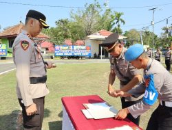 Kapolres Pesisir Barat Pimpin Upacara Serah Terima Jabatan Kapolsek Pesisir Utara