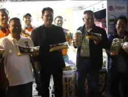 Bupati Nanang Ermanto Keliling Stand Lampung Selatan Expo 2023, Menyapa Pedagang Hingga Pengunjung