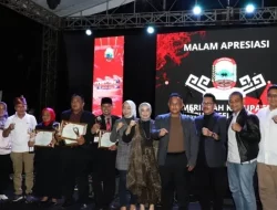 Malam Apresiasi Penganugrahan, Bupati Nanang Ermanto Serahkan Piagam Penghargaan Kepada Desa Dan Kecamatan Se-Kabupaten Lampung Selatan