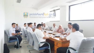 PEMKAB PESIBAR MENGGELAR RAPAT PERSIAPAN MENYAMBUT NATARU 2024