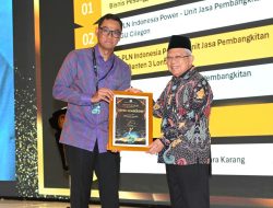Dua Tahun Berturut-turut Darmawan Prasodjo Raih Green Leadership Utama Award PLN Pecah Rekor Borong 20 Proper Emas KLHK 2023