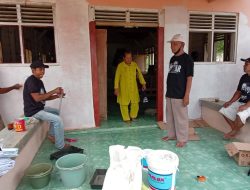 Forum Silaturahmi Relawan Ganjar Mahfud Terus Bergerak Membantu Pengecatan Rumah Ibadah