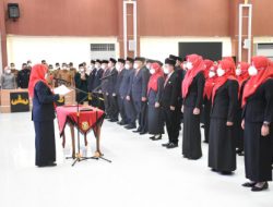 58 Kepala Sekolah dan Pengawas Disdikbud Dilantik Wali Kota Eva Dwiana