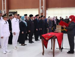 WALIKOTA BANDARLAMPUNG LANTIK 4 PEJABAT ESELON II