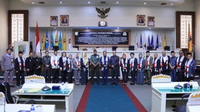 Sekdaprov Fahrizal Hadiri Paripurna DPRD Pembicaraan Tingkat II Terkait Laporan Pansus dan Perubahan Program Pembentukan Peraturan Daerah Tahun Anggaran 2024