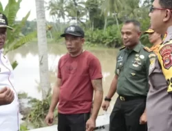 Tanggap Bencana, Bupati Nanang Beserta Forkopimda Lampung Selatan Tinjau Banjir Di Kecamatan Ketapang
