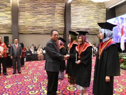 Ketua DPRD Lampung Hadiri Wisuda Sarjana ke-46 UTB Lampung