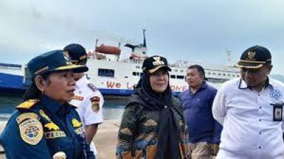 Walikota Ikut Pantau Arus Balik Di Pelabuhan Panjang
