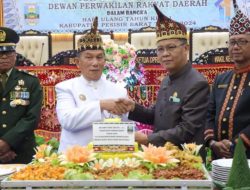 Rapat Paripurna DPRD Pesisir Barat Dalam Rangka HUT Ke 11