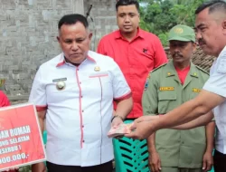Dapat Bantuan Bedah Rumah Program Geserbu, Warga Sumur Kumbang Ucap Syukur