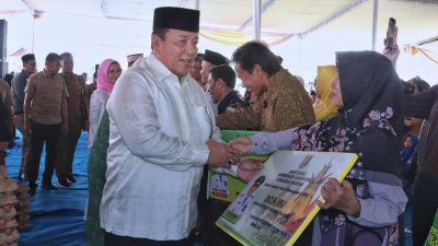 Gubernur Arinal Djunaidi Hadiri Pengajian Akbar di Kabupaten Pesawaran dan Berikan Sejumlah Bantuan